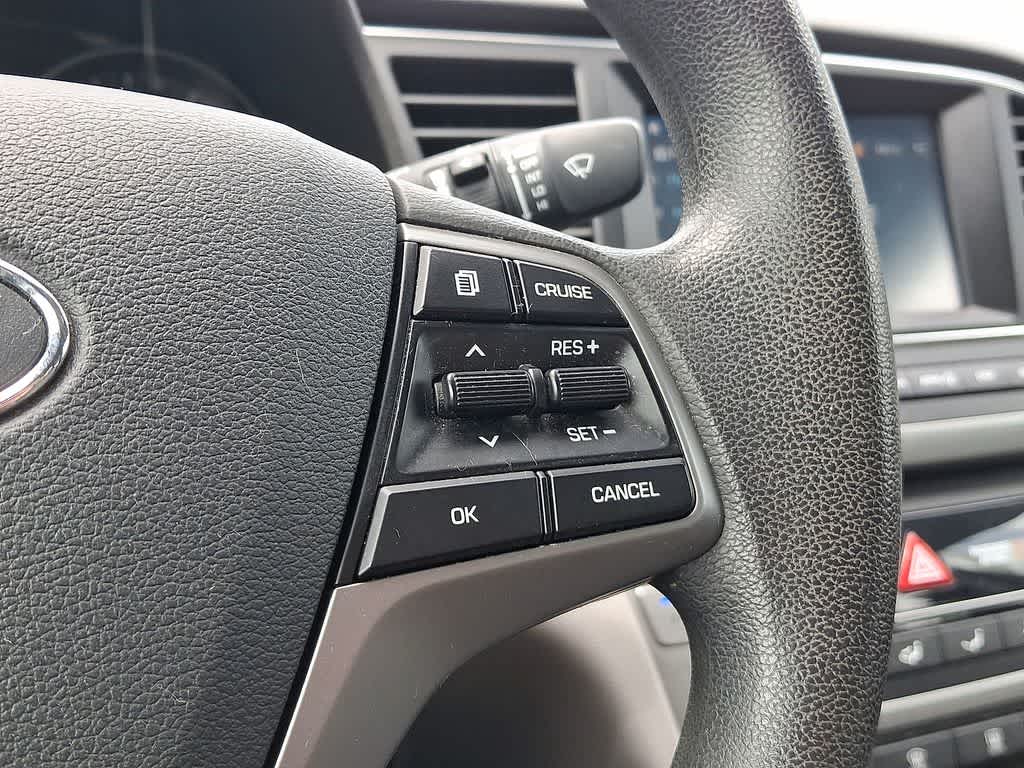 Thumbnail: 2018 Hyundai Elantra - 18