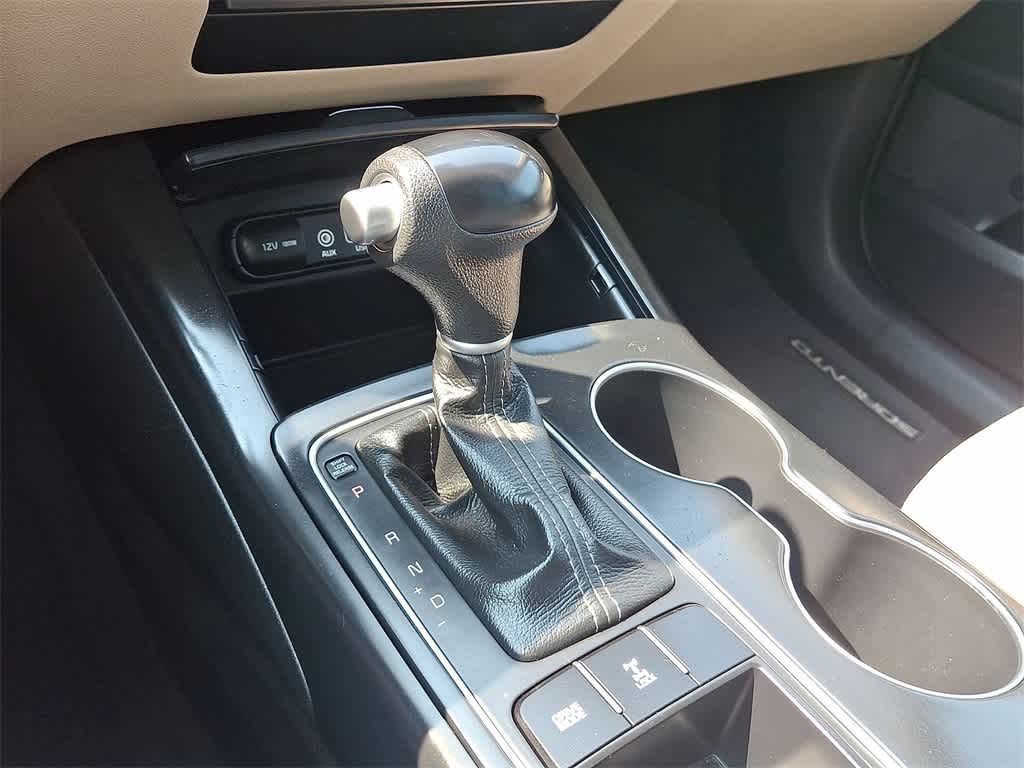 2017 Kia Sorento LX 12