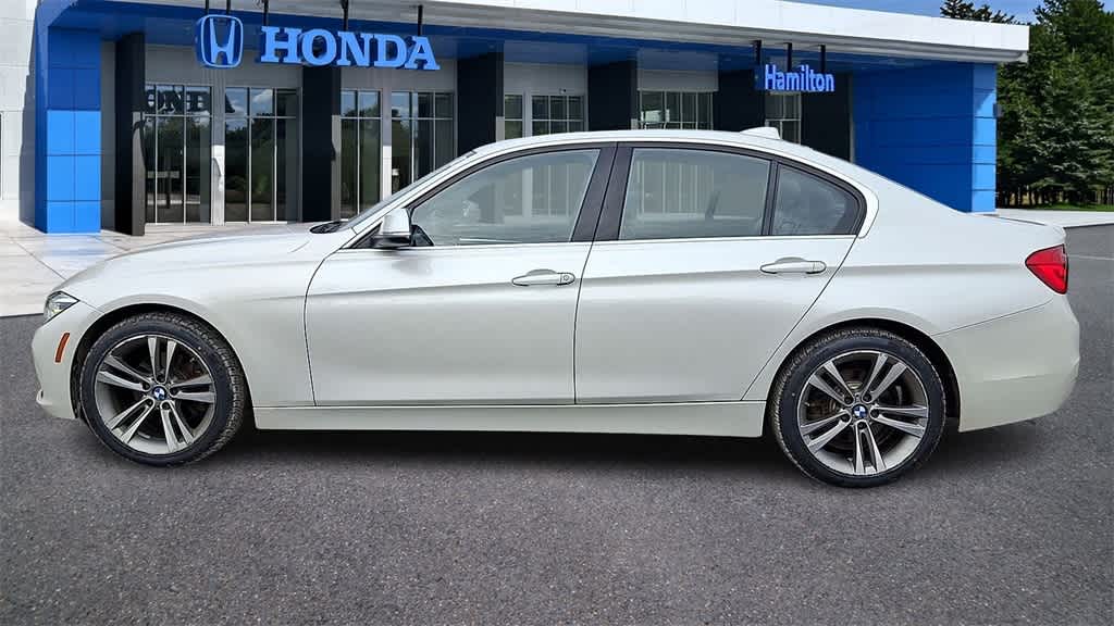 Thumbnail: 2017 BMW 3 Series - 5