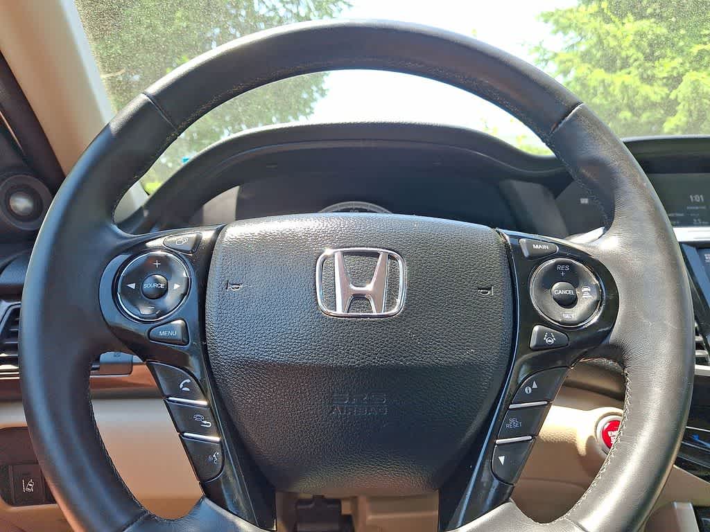Thumbnail: 2017 Honda Accord - 16