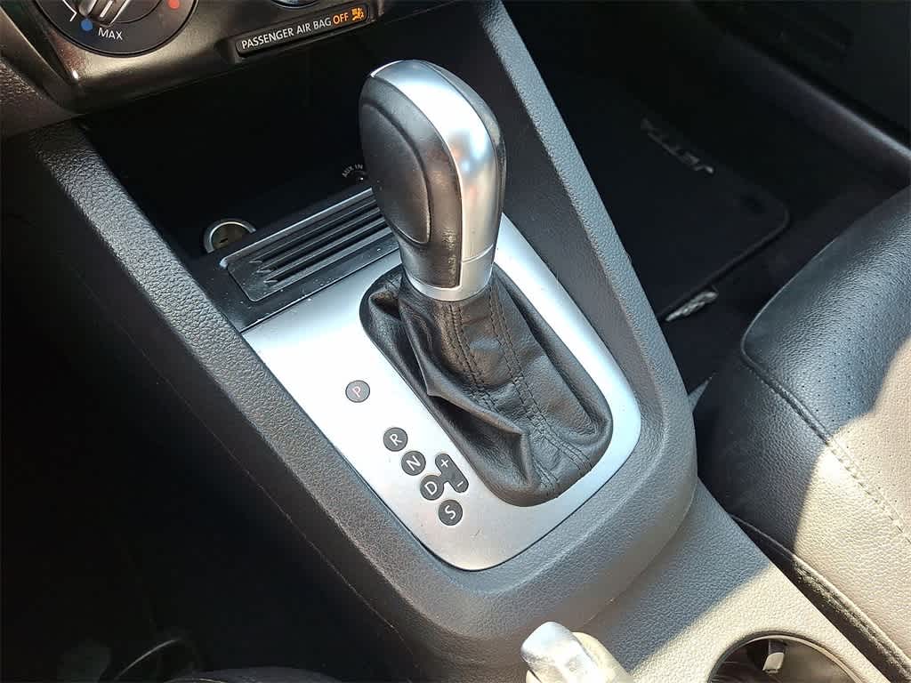 Thumbnail: 2014 Volkswagen Jetta - 12