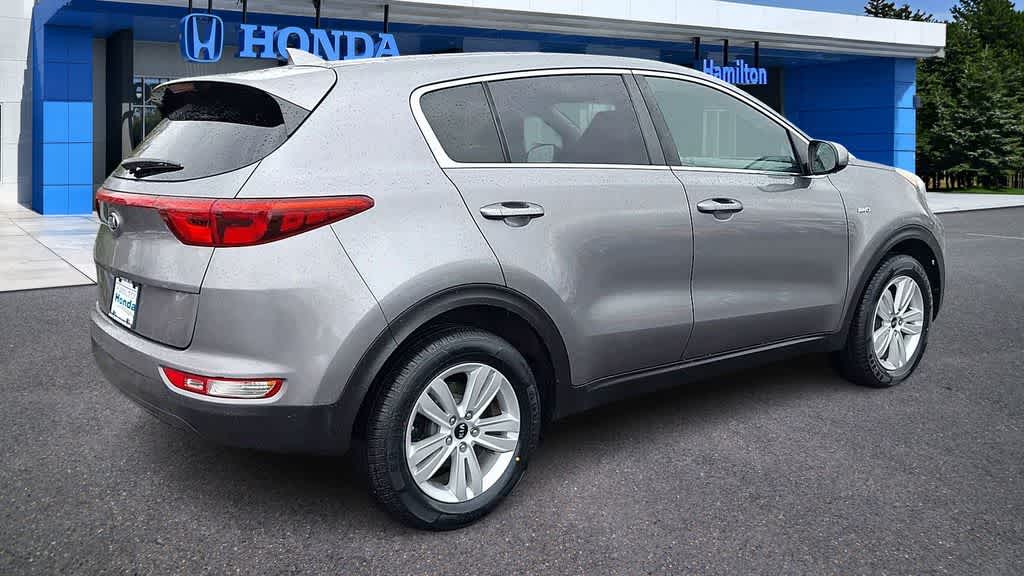 Thumbnail: 2017 Kia Sportage - 8