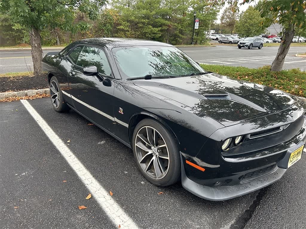Thumbnail: 2016 Dodge Challenger - 2
