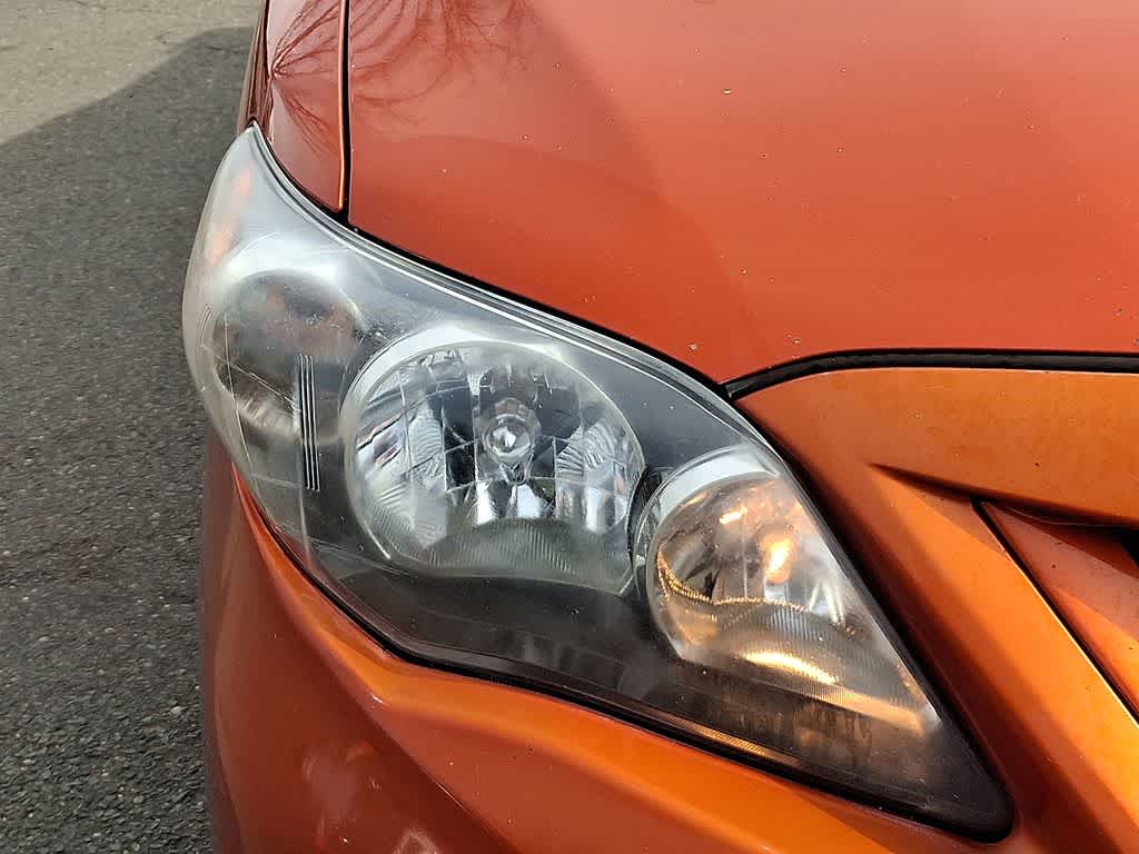 Thumbnail: 2013 Toyota Corolla - 27