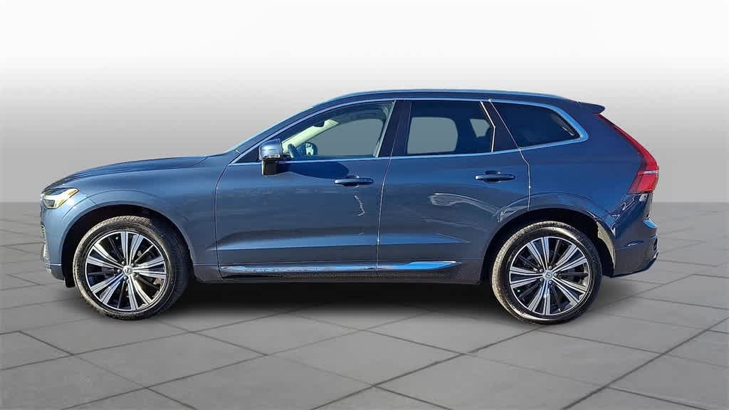 Thumbnail: 2022 Volvo XC60 - 5