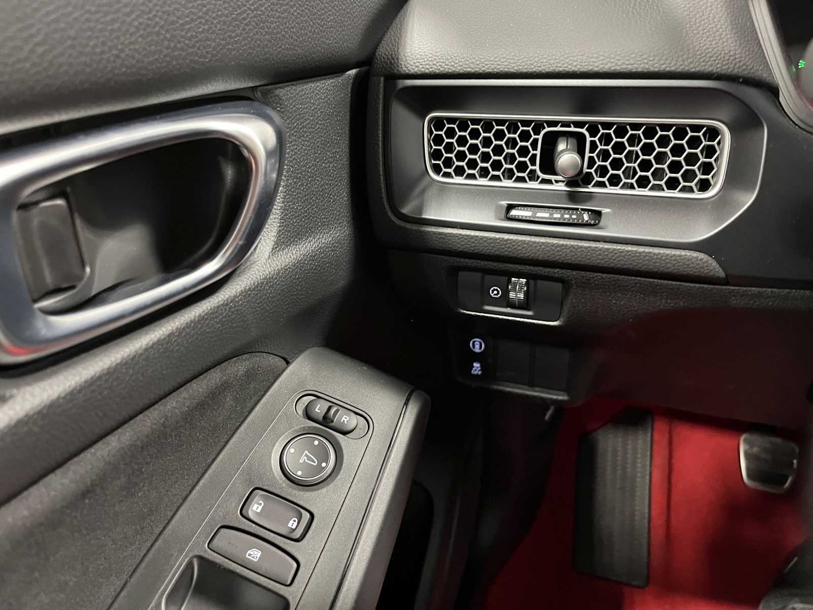 Thumbnail: 2025 Honda Civic - 17