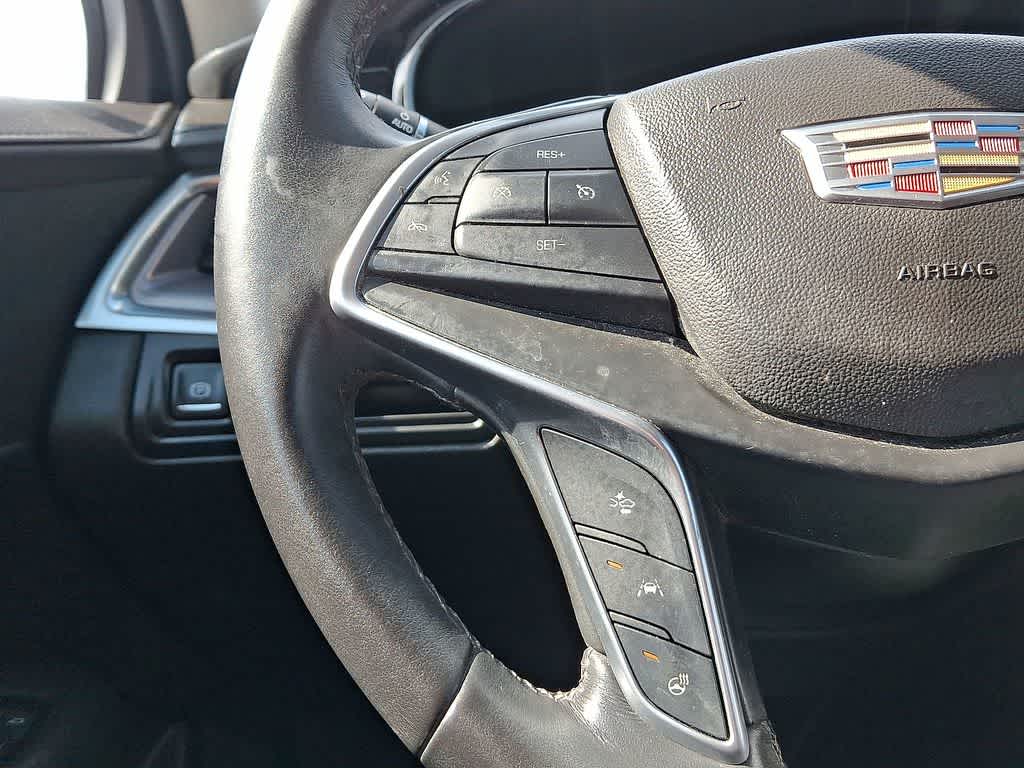 Thumbnail: 2017 Cadillac XT5 - 17