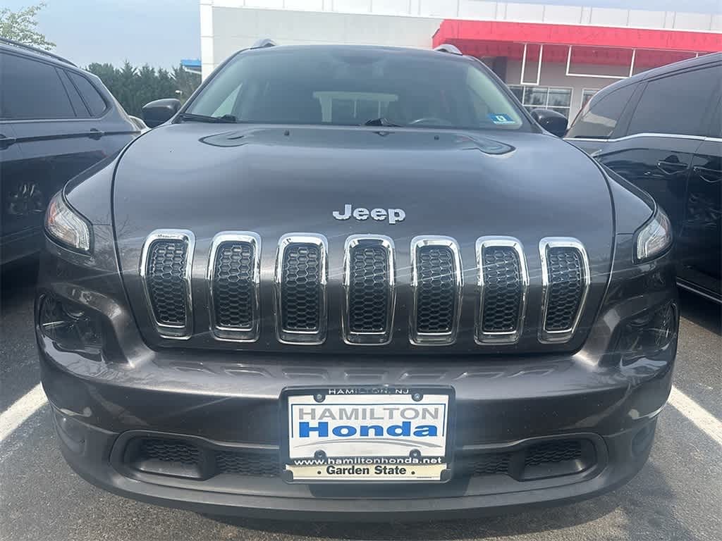 Thumbnail: 2016 Jeep Cherokee - 2