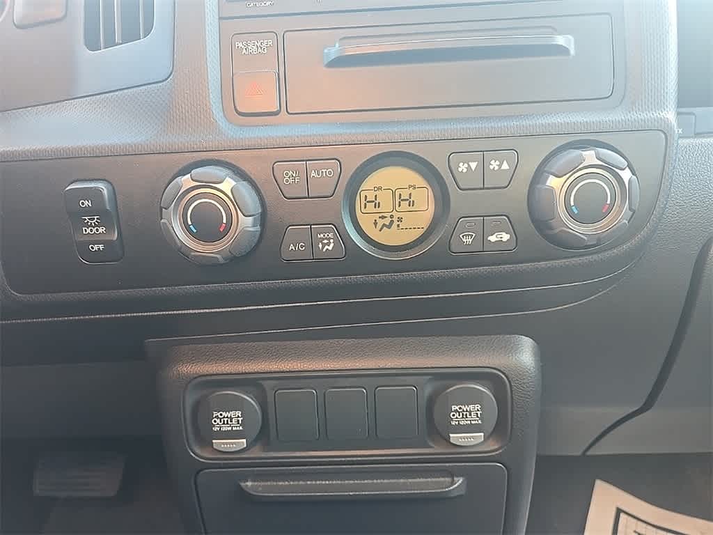 Thumbnail: 2012 Honda Ridgeline - 17