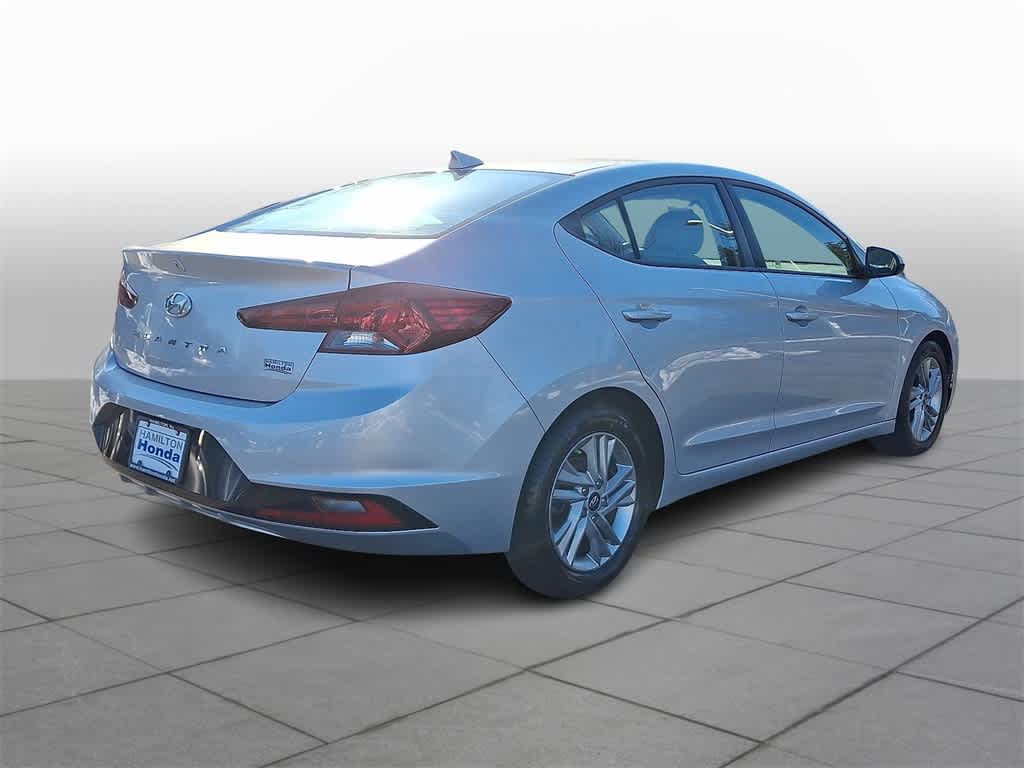 Thumbnail: 2020 Hyundai Elantra - 16