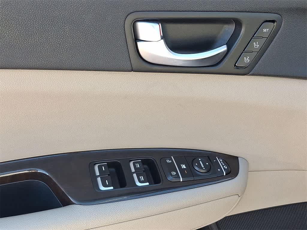 Thumbnail: 2017 Kia Optima - 10