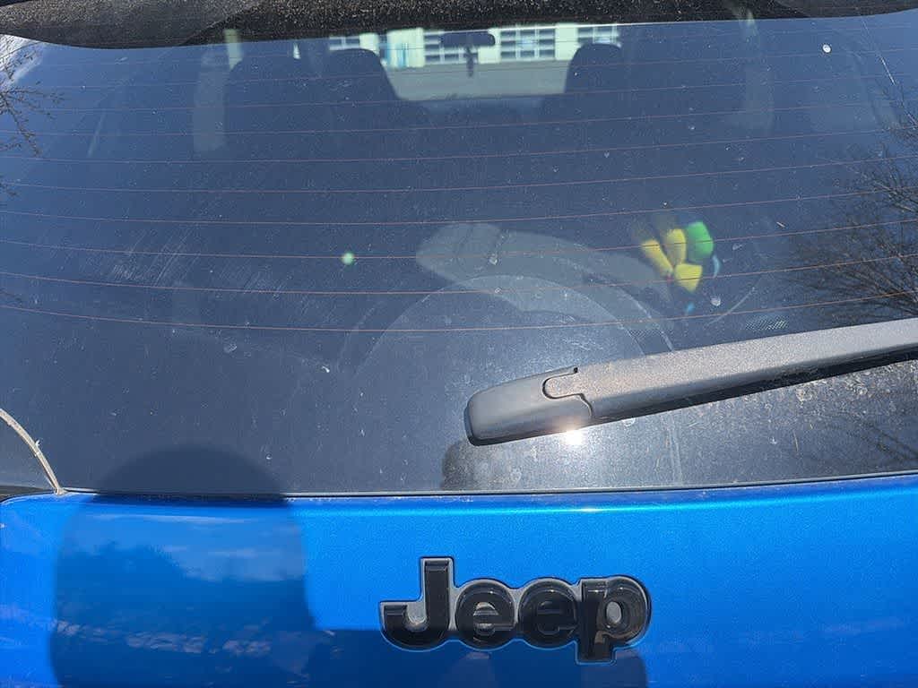 Thumbnail: 2020 Jeep Cherokee - 7