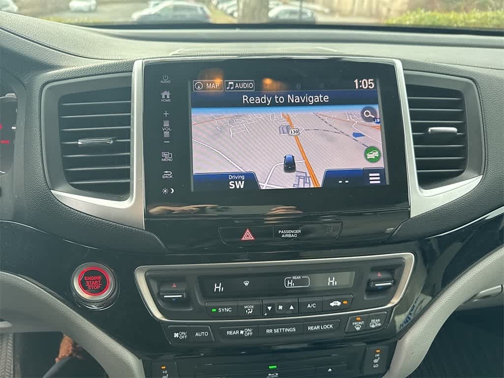 Thumbnail: 2018 Honda Pilot - 16