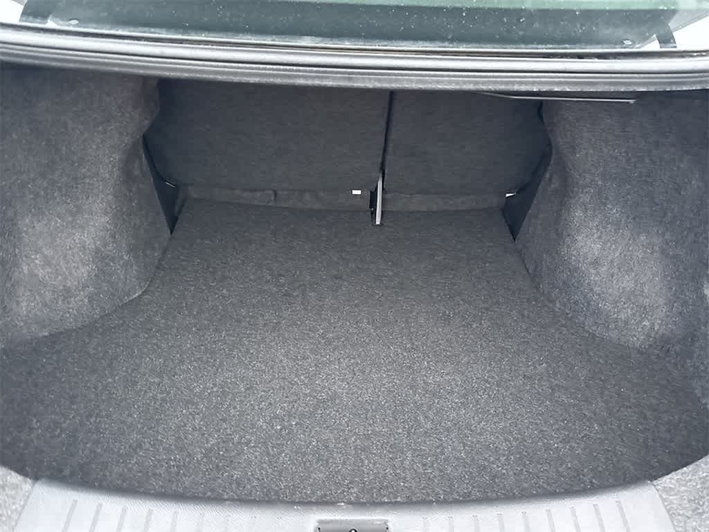 Thumbnail: 2019 Nissan Sentra - 16