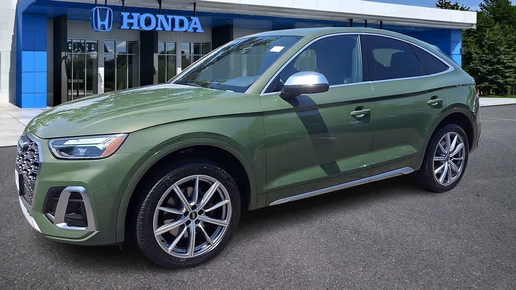 Thumbnail: 2021 Audi SQ5 - 3