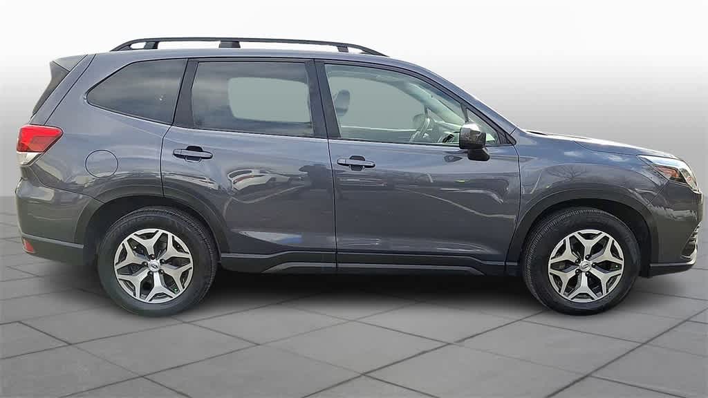 Thumbnail: 2022 Subaru Forester - 9