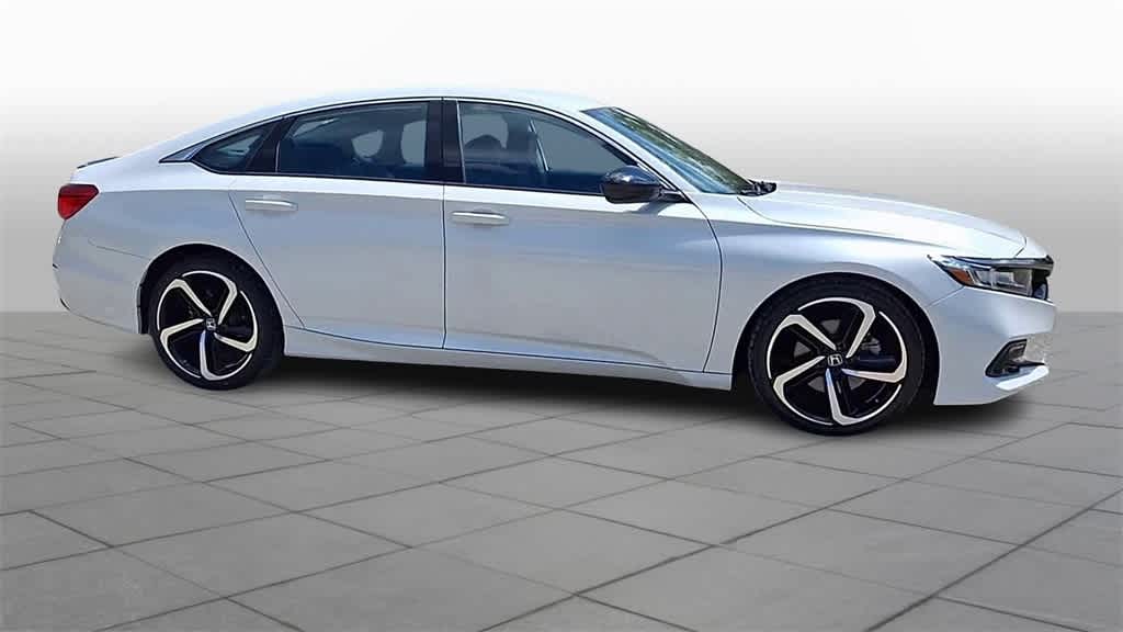 Thumbnail: 2022 Honda Accord - 9