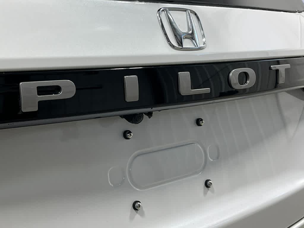 Thumbnail: 2026 Honda Pilot - 7