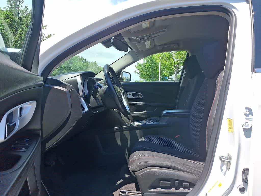 Thumbnail: 2016 Chevrolet Equinox - 11