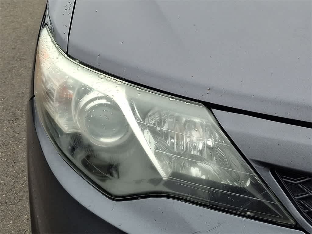 Thumbnail: 2013 Toyota Camry - 27