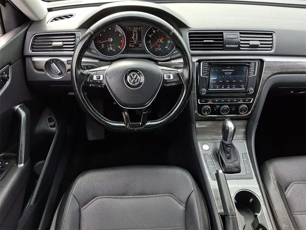 Thumbnail: 2018 Volkswagen Passat - 19