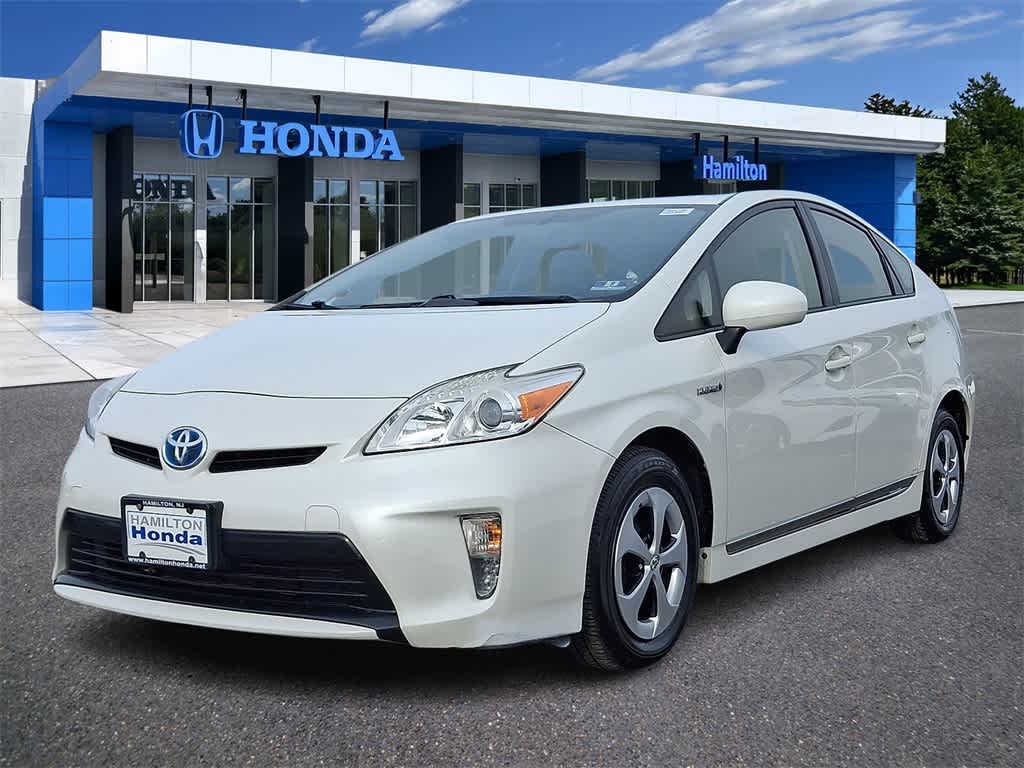 Thumbnail: 2015 Toyota Prius - 1