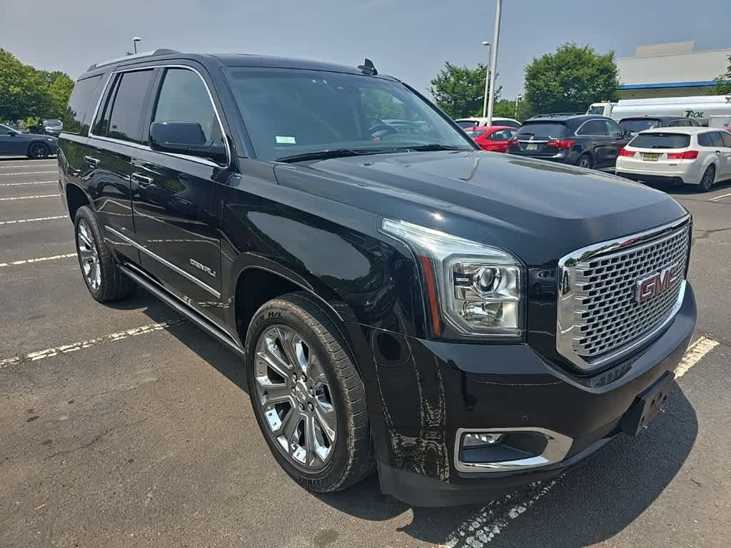 2016 GMC Yukon Denali 3