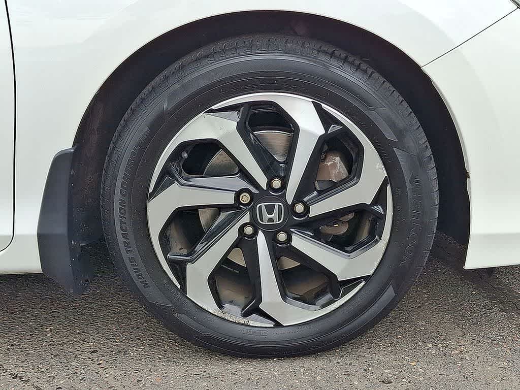Thumbnail: 2016 Honda Accord - 25