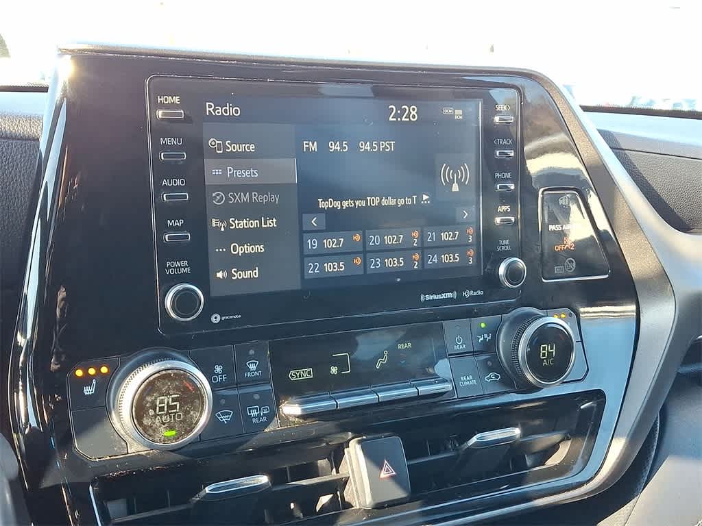 Thumbnail: 2021 Toyota Highlander - 14