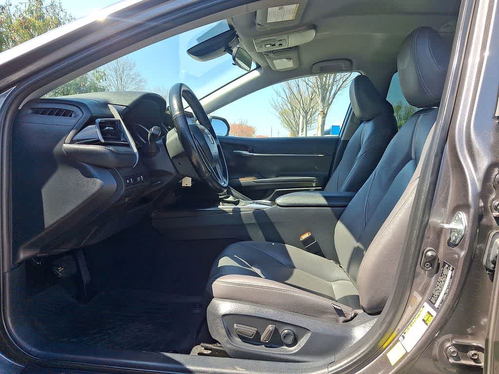 Thumbnail: 2023 Toyota Camry - 11