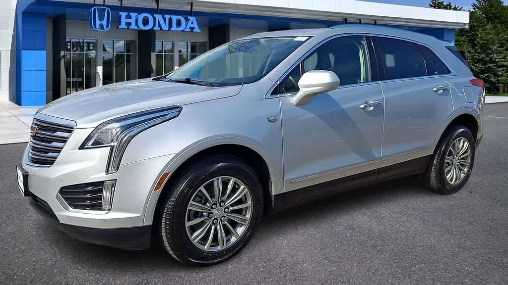 Thumbnail: 2017 Cadillac XT5 - 4