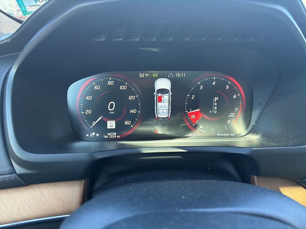 Thumbnail: 2016 Volvo XC90 - 11