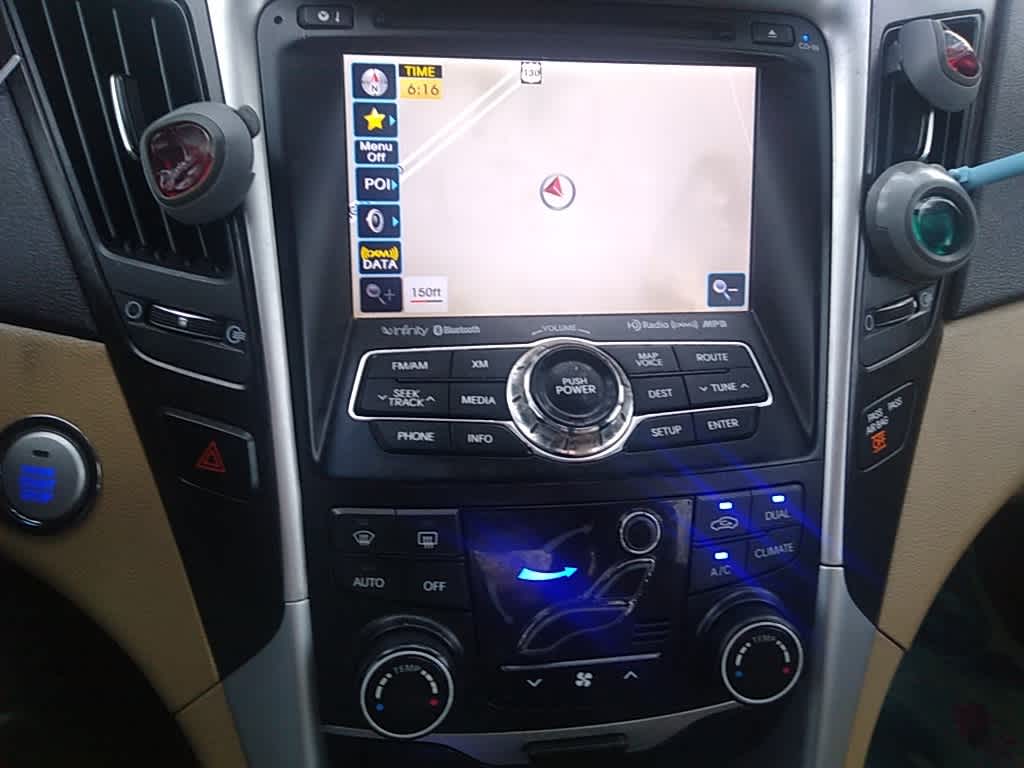 Thumbnail: 2013 Hyundai Sonata - 18