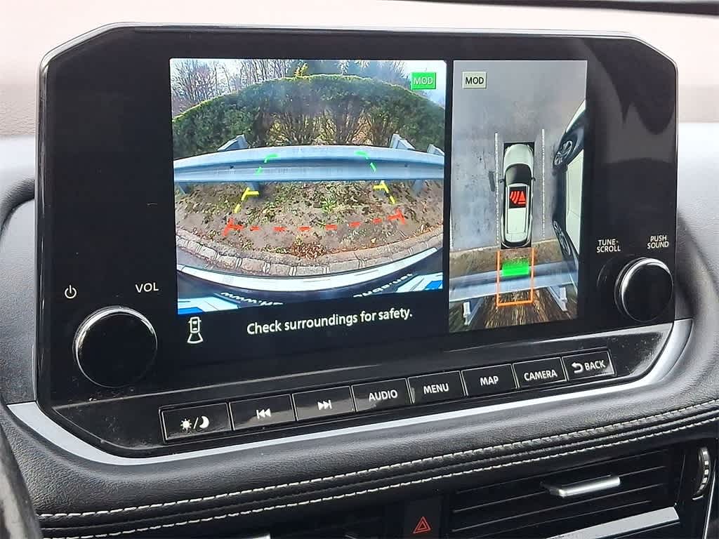 Thumbnail: 2022 Nissan Rogue - 15