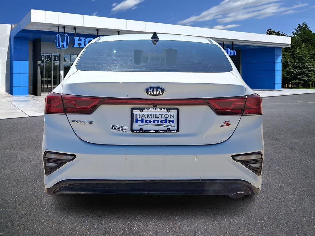 Thumbnail: 2019 Kia Forte - 23