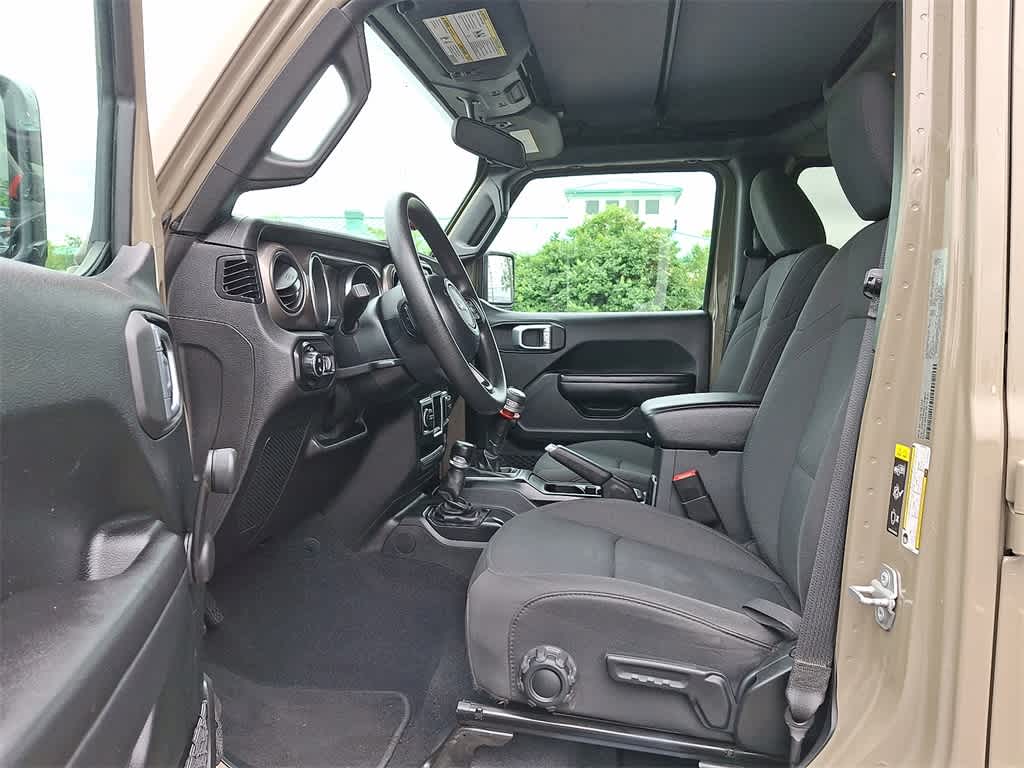 Thumbnail: 2020 Jeep Gladiator - 3