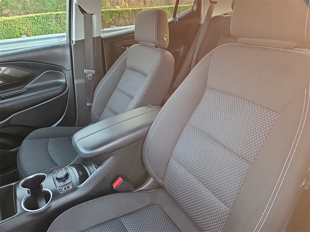 Thumbnail: 2022 GMC Terrain - 14