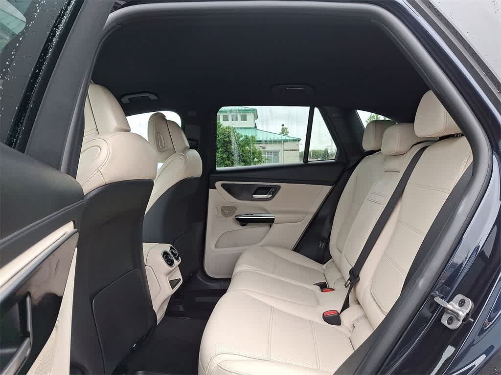 2024 Mercedes-Benz GLC 300 20