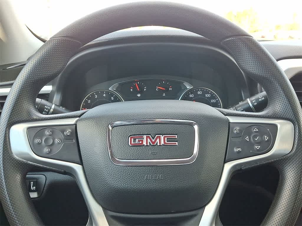 Thumbnail: 2023 GMC Acadia - 16