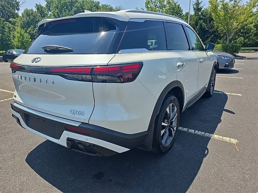 Thumbnail: 2023 INFINITI QX60 - 4
