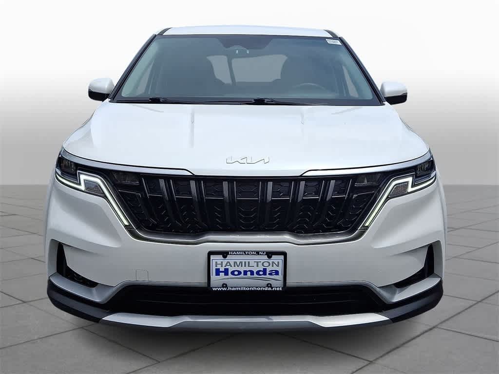 Thumbnail: 2023 Kia Carnival - 28