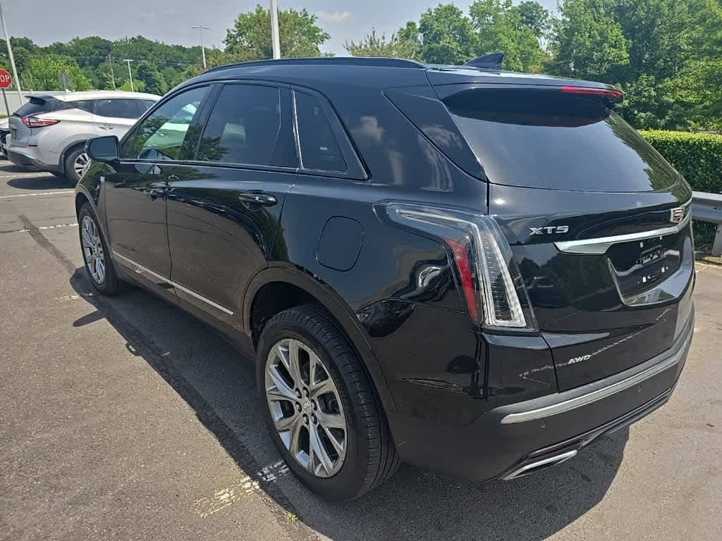 Thumbnail: 2021 Cadillac XT5 - 6