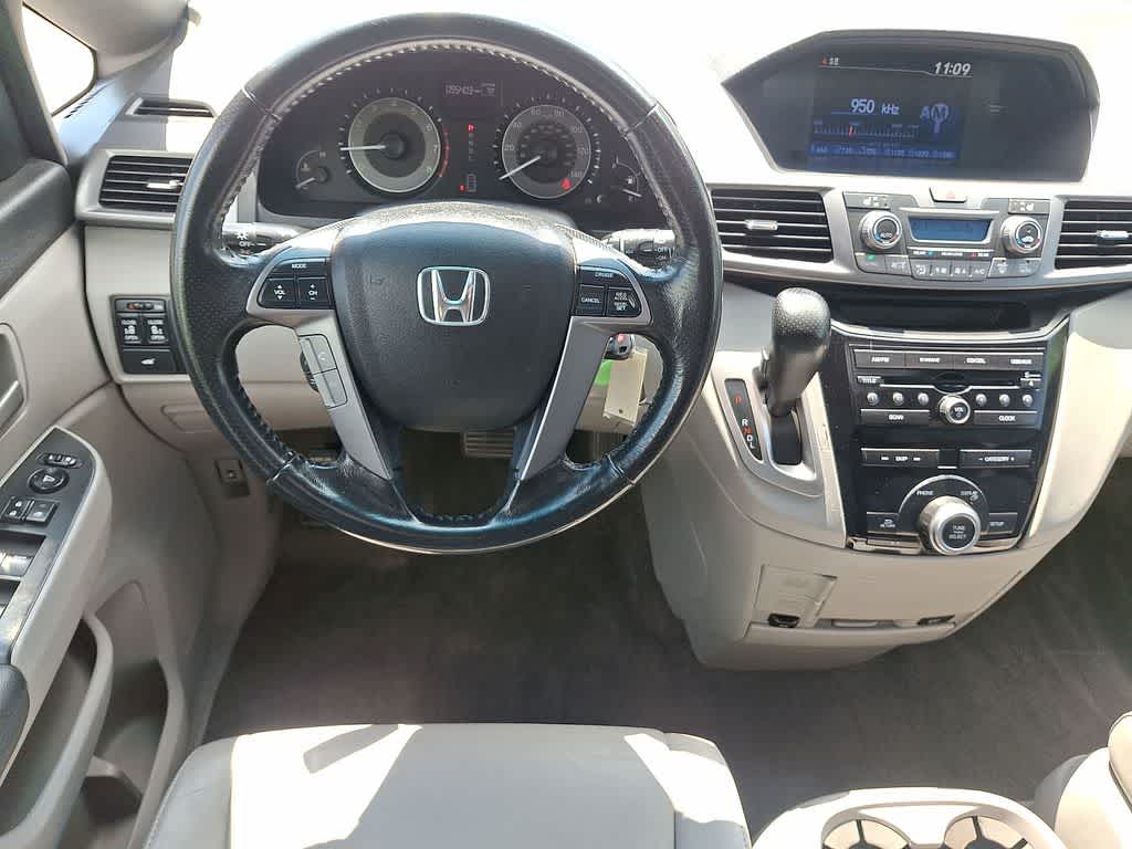 Thumbnail: 2013 Honda Odyssey - 21