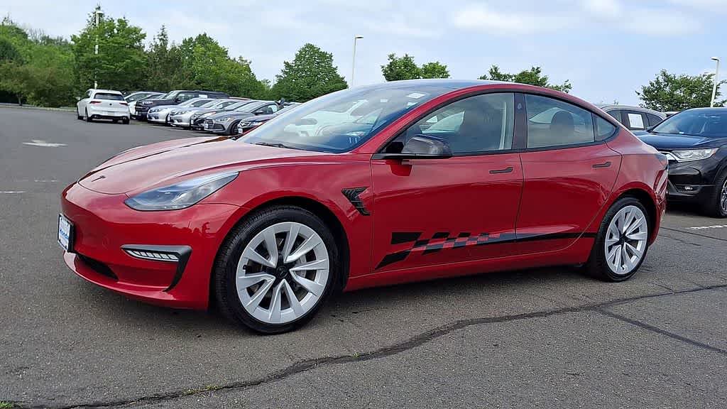 Thumbnail: 2023 Tesla Model 3 - 4