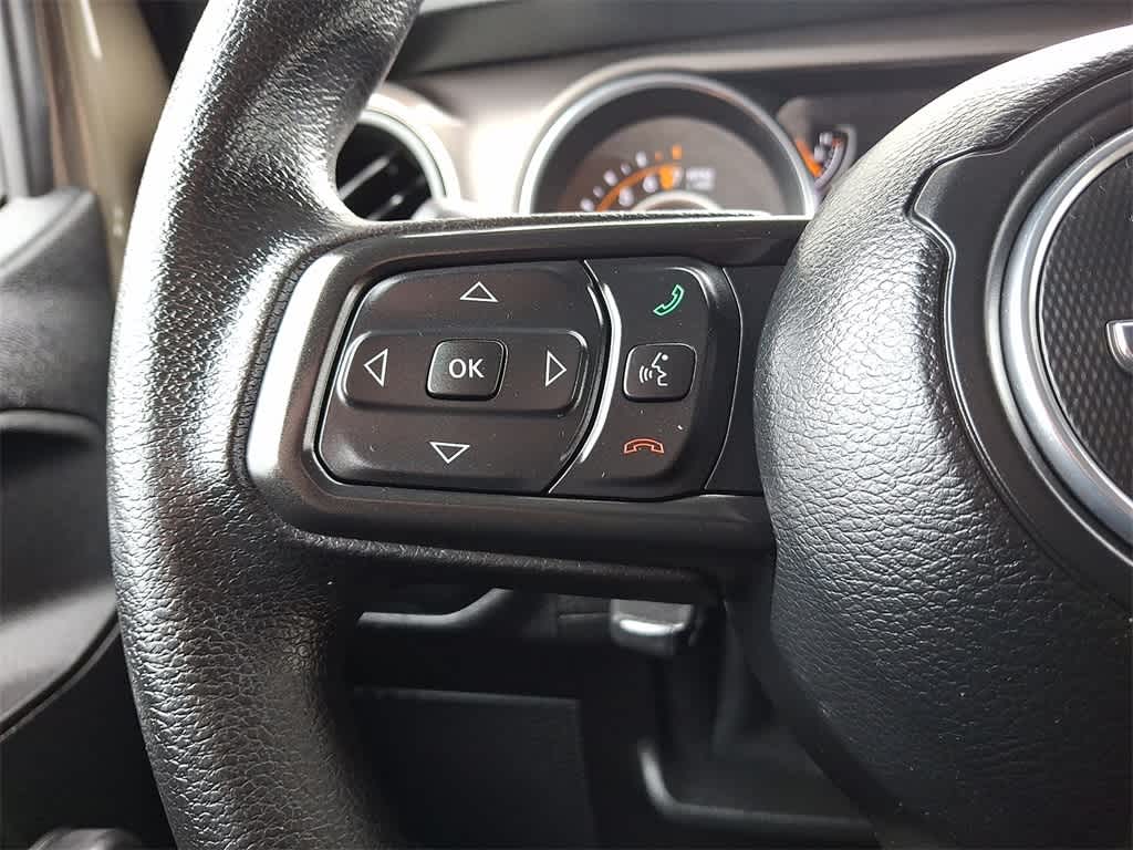 Thumbnail: 2020 Jeep Gladiator - 9