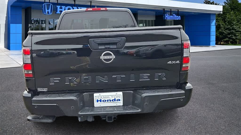 Thumbnail: 2022 Nissan Frontier - 7