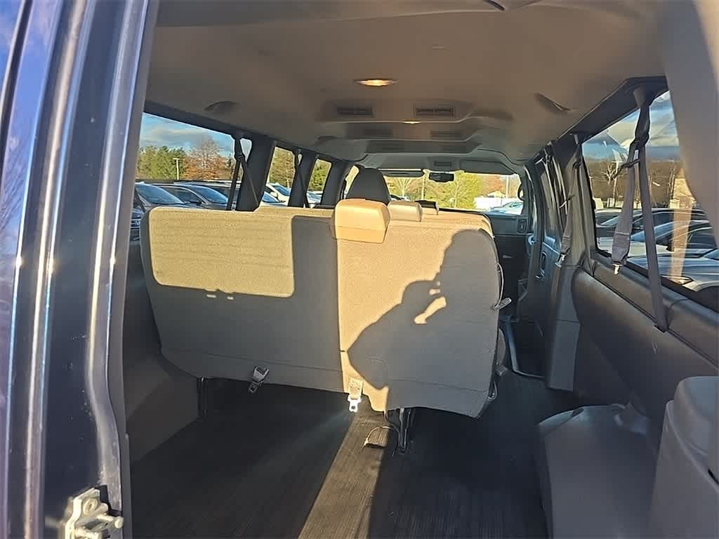 Thumbnail: 2014 Chevrolet Express - 12