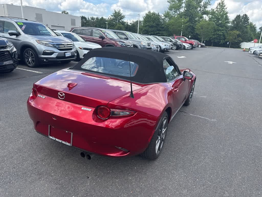 Thumbnail: 2019 Mazda MX-5 Miata - 18