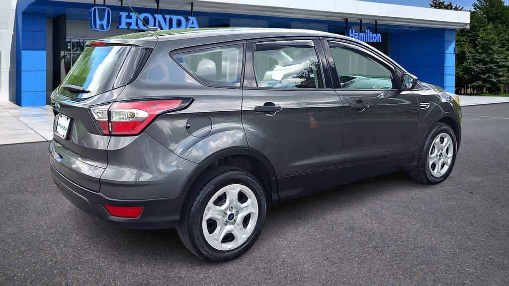 Thumbnail: 2017 Ford Escape - 8