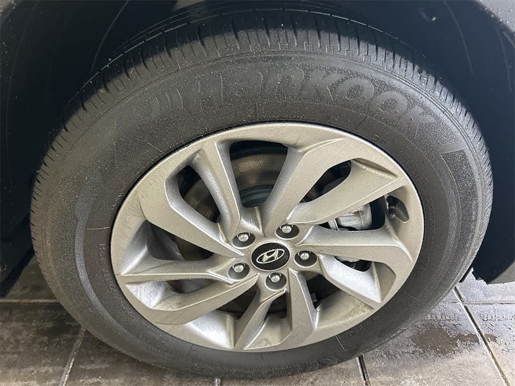 Thumbnail: 2018 Hyundai Tucson - 9